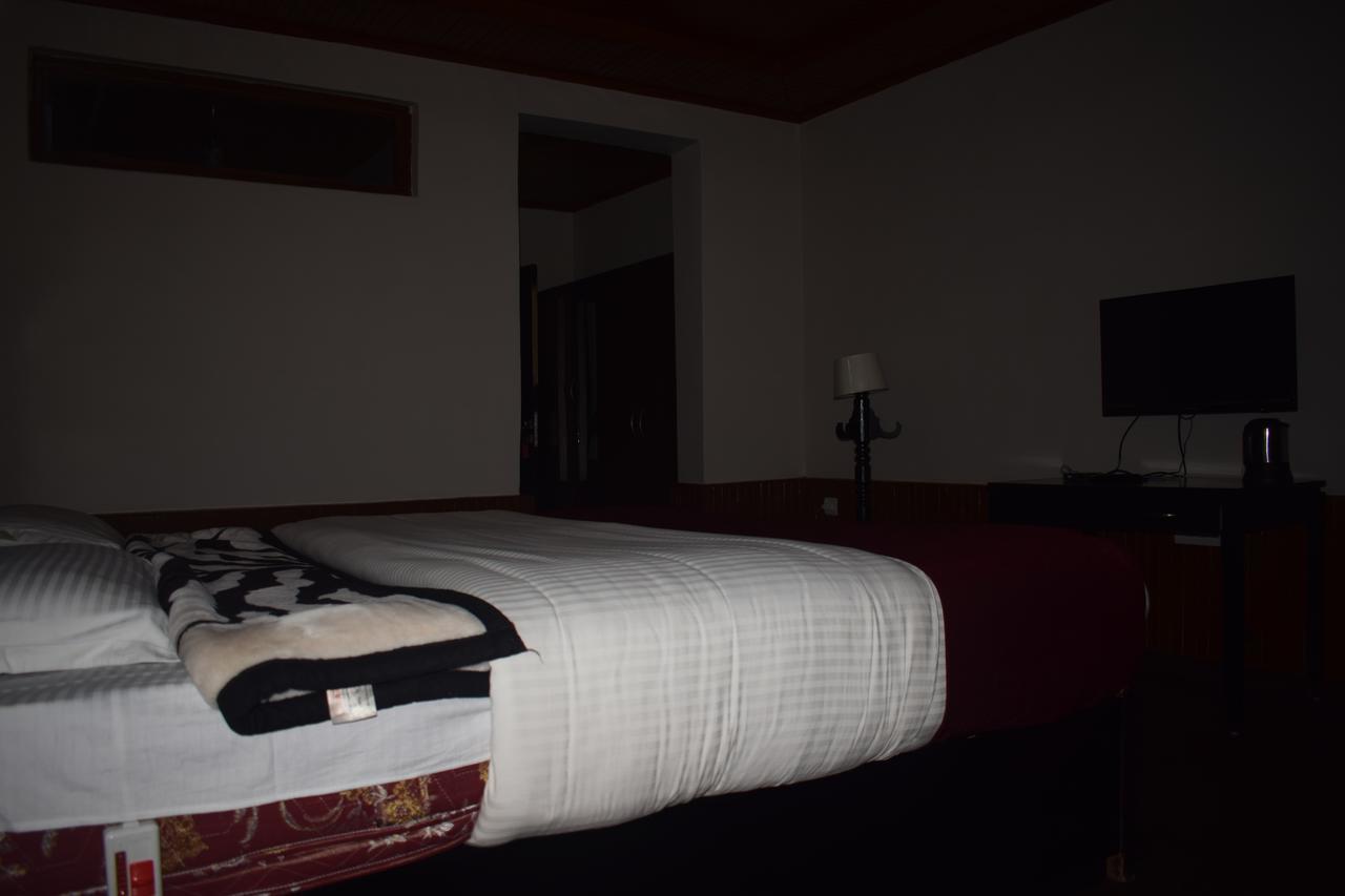 Aksa Resort Pahalgām Zewnętrze zdjęcie